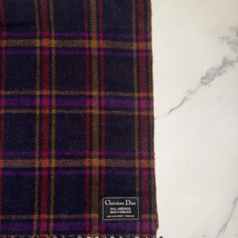 Christian Dior lambswool plaid scarf - Picture 6 of 12